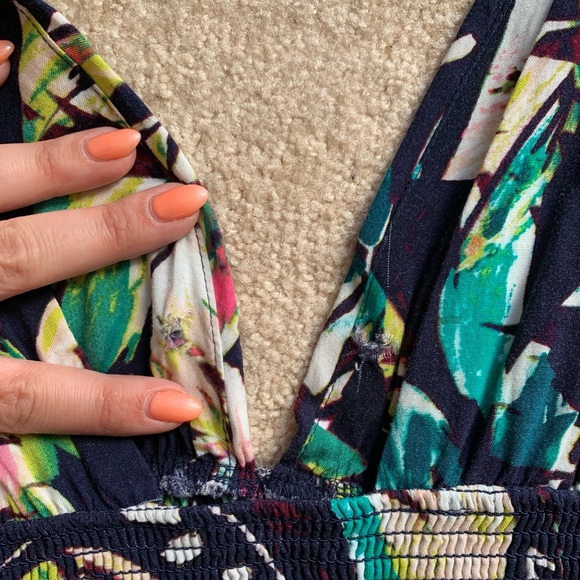 Floral Maxi dress! - Picture 3 of 3